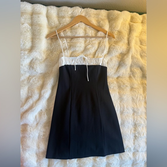 Reformation Sadie Knit Dress In Black White, brand new, never worn, no flaws. - Picture 6 of 14